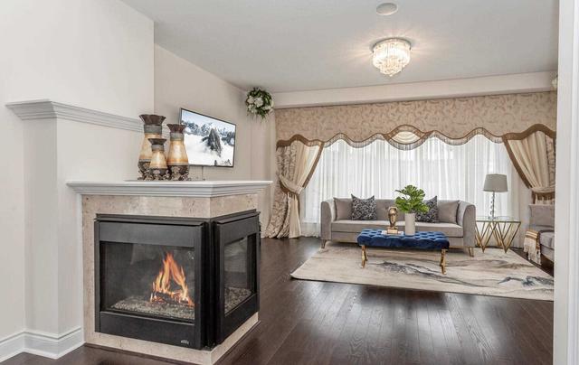 30 Annual Circ, House detached with 4 bedrooms, 5 bathrooms and 6 parking in Brampton ON | Image 38