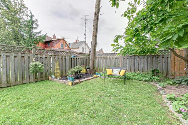 59 Ontario Street, House detached with 3 bedrooms, 1 bathrooms and 4 parking in Brantford ON | Image 22