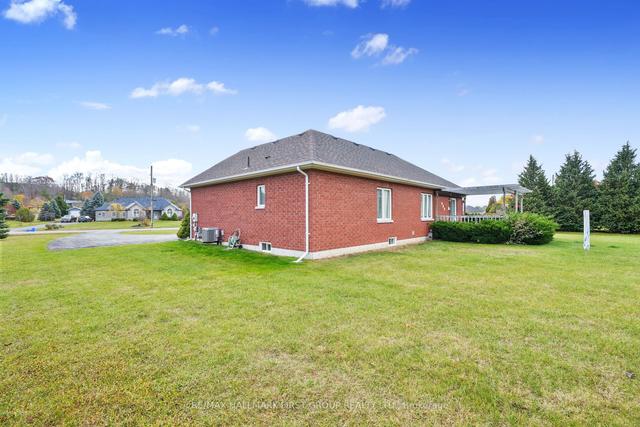 10 Ravine Dr, House detached with 3 bedrooms, 3 bathrooms and 6 parking in Hamilton TP ON | Image 24