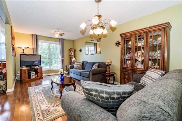 871 Blackwoods Ave, House detached with 3 bedrooms, 2 bathrooms and 8 parking in Innisfil ON | Image 3