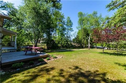 48 Zoo Park Rd, House detached with 2 bedrooms, 2 bathrooms and 4 parking in Wasaga Beach ON | Image 2