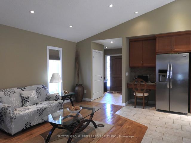 395 Bourdeau Rd, House detached with 3 bedrooms, 2 bathrooms and 6 parking in London ON | Image 29
