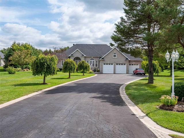 69 Rowley Dr, House detached with 3 bedrooms, 4 bathrooms and 10 parking in Caledon ON | Image 2