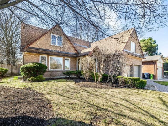 32 Riderwood Dr, House detached with 5 bedrooms, 4 bathrooms and 3 parking in Toronto ON | Image 12