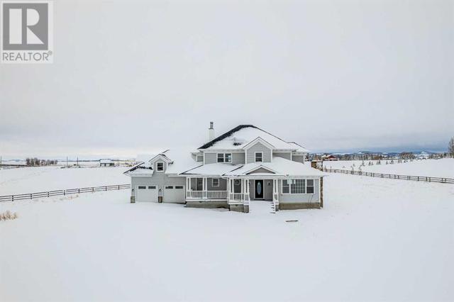 266077 21 Street W, House detached with 4 bedrooms, 3 bathrooms and null parking in Foothills County AB | Image 35