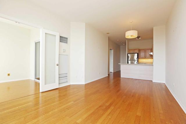 2015 - 7 King St E, Condo with 2 bedrooms, 2 bathrooms and 1 parking in Toronto ON | Image 16