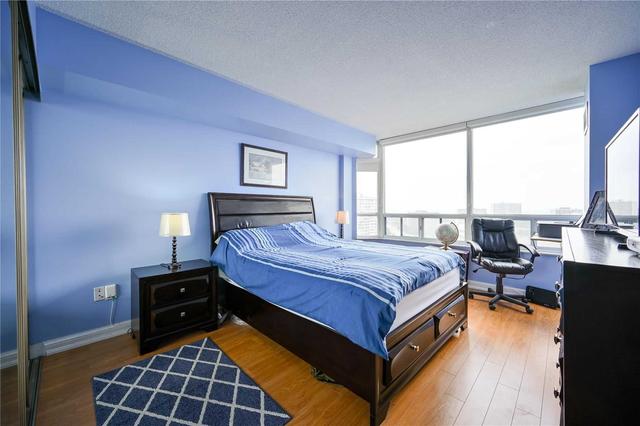 1906 - 22 Hanover Rd, Condo with 1 bedrooms, 1 bathrooms and 1 parking in Brampton ON | Image 6