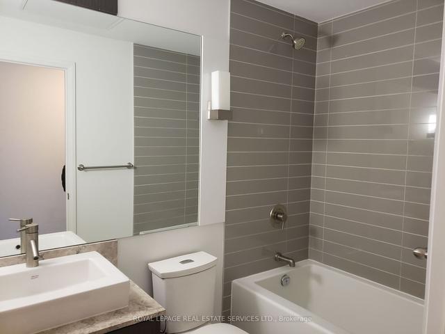 2710 - 8 Mercer St, Condo with 1 bedrooms, 1 bathrooms and 0 parking in Toronto ON | Image 4