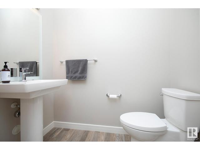 8543 67 Av Nw, House semidetached with 4 bedrooms, 3 bathrooms and null parking in Edmonton AB | Image 27