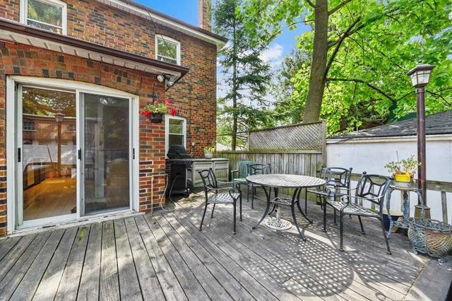 12 Ronan Ave, House detached with 3 bedrooms, 2 bathrooms and 4 parking in Toronto ON | Image 18
