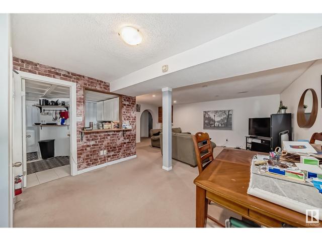 74 Akins Dr, House detached with 3 bedrooms, 2 bathrooms and 3 parking in St. Albert AB | Image 24
