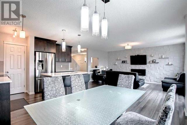 101 Mount Rae Heights, House detached with 3 bedrooms, 3 bathrooms and 4 parking in Okotoks AB | Image 17