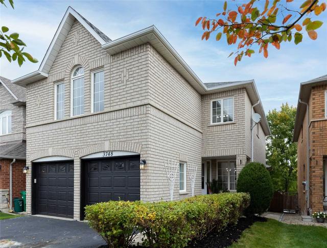 3748 Forest Bluff Cres, House detached with 4 bedrooms, 3 bathrooms and 6 parking in Mississauga ON | Image 23