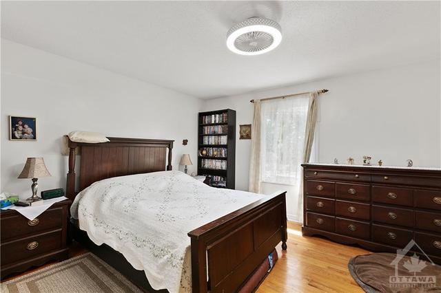 1839 Appleford Street, House detached with 5 bedrooms, 4 bathrooms and 4 parking in Ottawa ON | Image 12