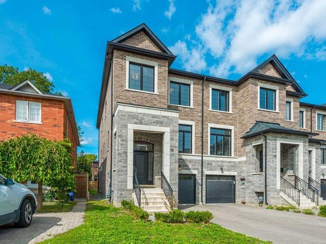 87 Benson Ave, House attached with 4 bedrooms, 4 bathrooms and 3 parking in Richmond Hill ON | Image 1