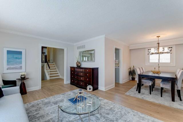 8 Massey St, House detached with 4 bedrooms, 2 bathrooms and 7 parking in Brampton ON | Image 24