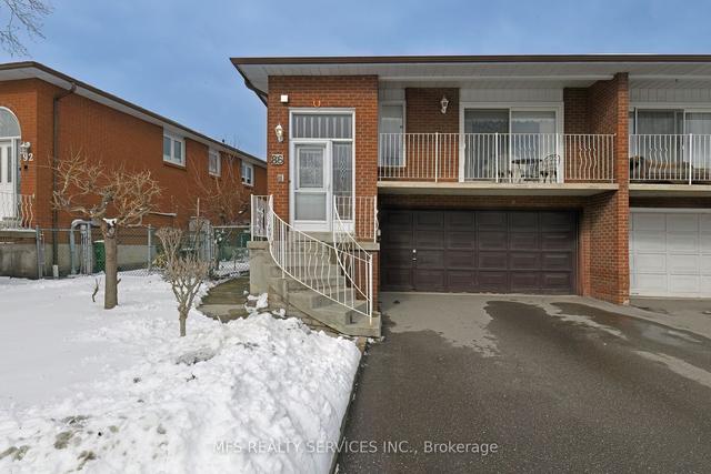 86 Benjamin Boake Tr, House semidetached with 3 bedrooms, 2 bathrooms and 6 parking in Toronto ON | Image 1