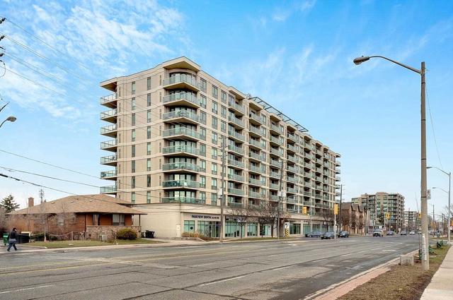 801 - 1030 Sheppard Ave W, Condo with 3 bedrooms, 2 bathrooms and 1 parking in Toronto ON | Card Image