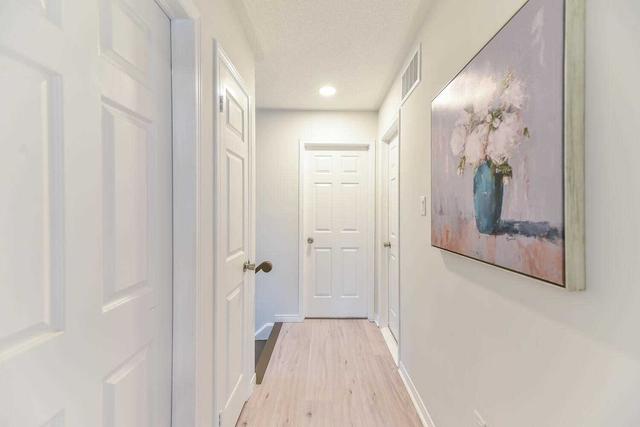 87 Millstone Dr, Townhouse with 3 bedrooms, 3 bathrooms and 2 parking in Brampton ON | Image 10