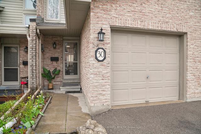 30 - 2075 Asta Dr, Townhouse with 3 bedrooms, 2 bathrooms and 2 parking in Mississauga ON | Image 12
