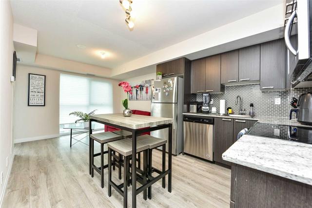 1107 - 2152 Lawrence Ave E, Condo with 1 bedrooms, 2 bathrooms and 1 parking in Toronto ON | Image 1