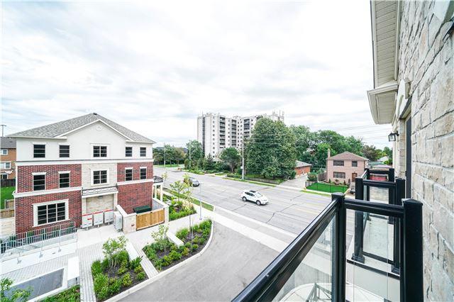60 - 636 Evans Ave, Townhouse with 3 bedrooms, 3 bathrooms and 2 parking in Toronto ON | Image 2