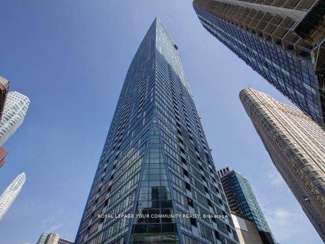 1803 - 8 The Esplanade St, Condo with 1 bedrooms, 1 bathrooms and 1 parking in Toronto ON | Image 1