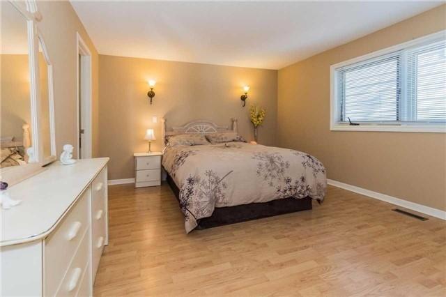 3 Marlborough St, House detached with 3 bedrooms, 4 bathrooms and 2 parking in Brampton ON | Image 11