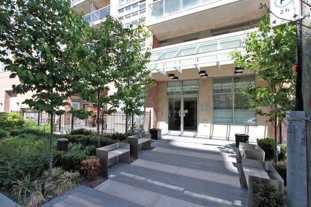 216 - 15 Stafford St, Condo with 1 bedrooms, 1 bathrooms and 1 parking in Toronto ON | Image 1