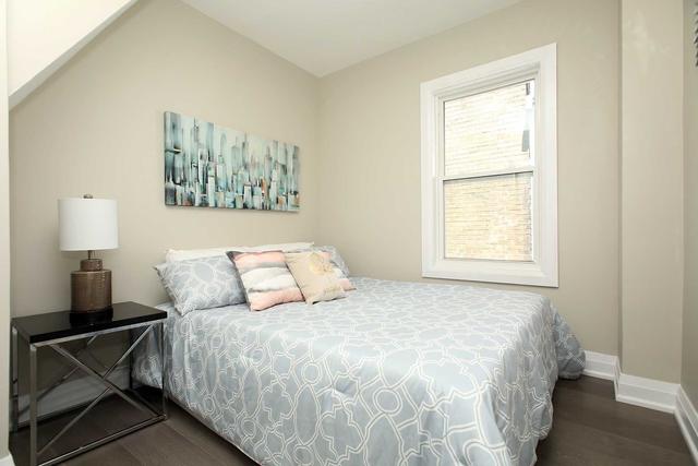 11 Eastdale Ave, House detached with 2 bedrooms, 2 bathrooms and 2 parking in Toronto ON | Image 3