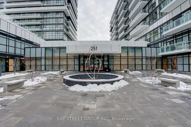 727 - 251 Manitoba St, Condo with 1 bedrooms, 1 bathrooms and 1 parking in Toronto ON | Image 1