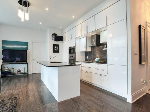 Uph 06 - 16 Brookers Lane, Condo with 2 bedrooms, 2 bathrooms and 2 parking in Toronto ON | Image 11