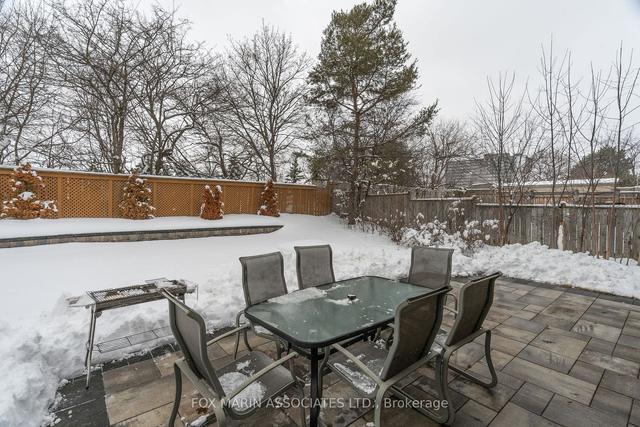 2254 Malden Crt, House detached with 4 bedrooms, 2 bathrooms and 4 parking in Mississauga ON | Image 31