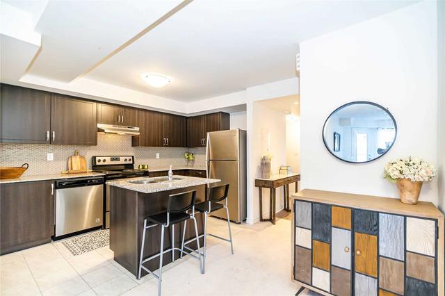 1 - 17 Eaton Park Lane, Townhouse with 2 bedrooms, 2 bathrooms and 2 parking in Toronto ON | Image 17