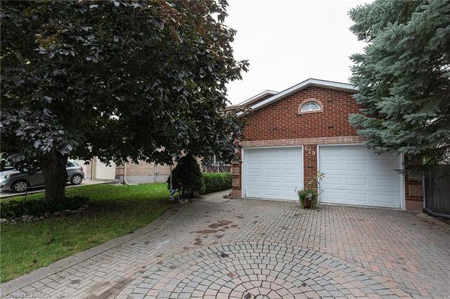 679 Parkside Crescent, House semidetached with 4 bedrooms, 4 bathrooms and 6 parking in Kingston ON | Image 2