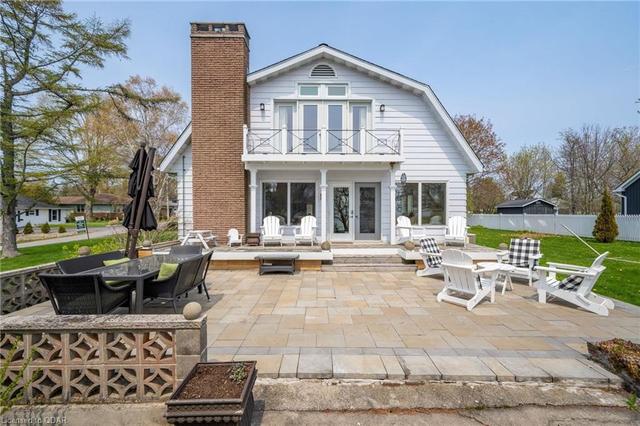 21 Macdonald Street, House detached with 3 bedrooms, 3 bathrooms and null parking in Prince Edward County ON | Image 16