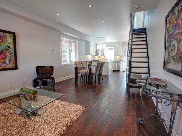 325 Queensdale Ave, House semidetached with 3 bedrooms, 3 bathrooms and 1 parking in Toronto ON | Image 2