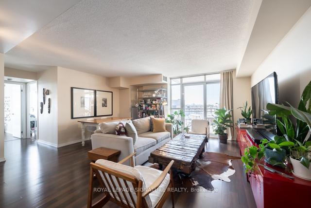 1007 - 38 Joe Shuster Way, Condo with 2 bedrooms, 2 bathrooms and 1 parking in Toronto ON | Image 4