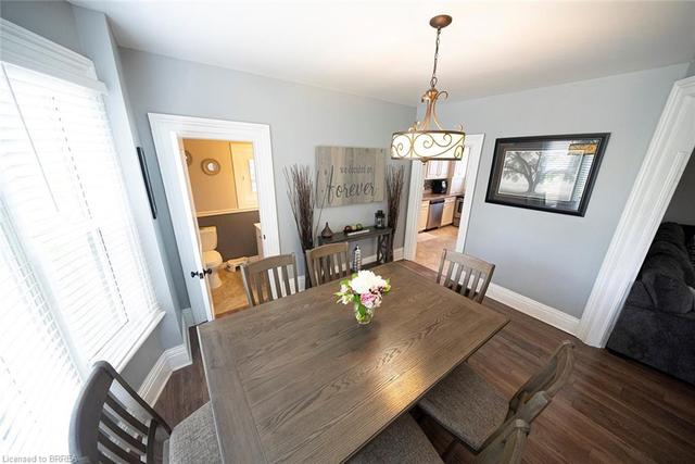 20 Sarah Street, House detached with 3 bedrooms, 1 bathrooms and null parking in Brantford ON | Image 4