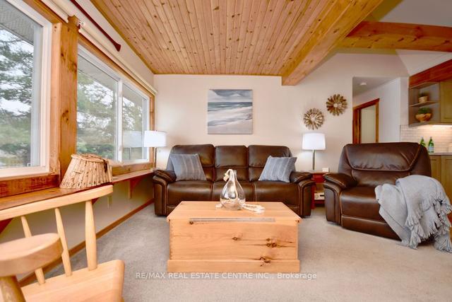 8 - 1054 Cove Rd, House detached with 3 bedrooms, 1 bathrooms and 6 parking in Muskoka Lakes ON | Image 9
