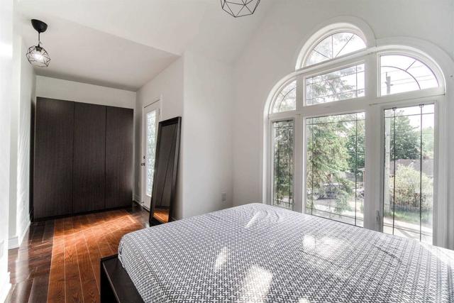 205a Raleigh Ave, House detached with 4 bedrooms, 5 bathrooms and 3 parking in Toronto ON | Image 6