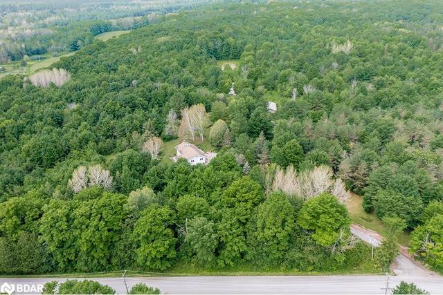 4328 Line 8 N, House detached with 4 bedrooms, 3 bathrooms and 16 parking in Oro Medonte ON | Image 31