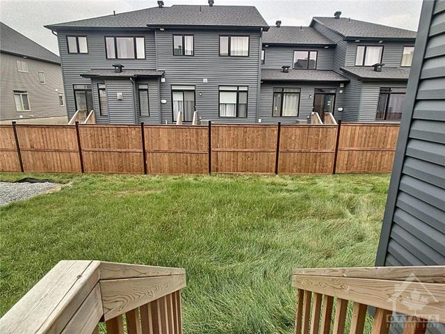 273 Fountainhead Drive, Townhouse with 3 bedrooms, 3 bathrooms and 3 parking in Ottawa ON | Image 22