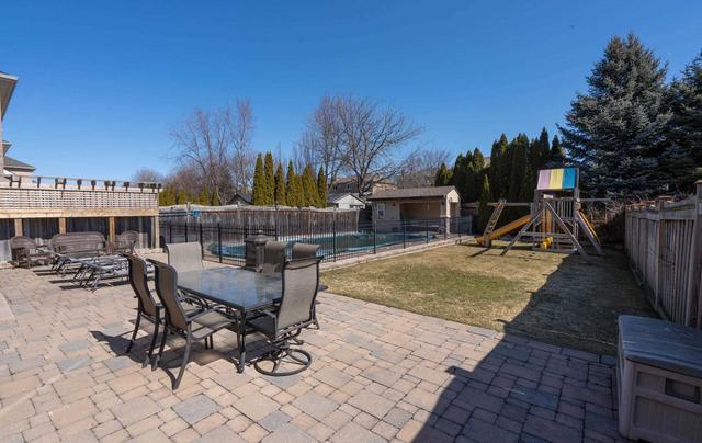 35 Barberry Cres, House detached with 4 bedrooms, 5 bathrooms and 6 parking in Richmond Hill ON | Image 19