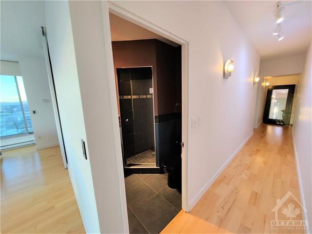 2008 - 179 George Street, Condo with 2 bedrooms, 2 bathrooms and 1 parking in Ottawa ON | Image 6