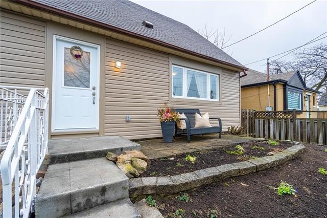 4 East 44th Street, House detached with 3 bedrooms, 1 bathrooms and 4 parking in Hamilton ON | Image 4