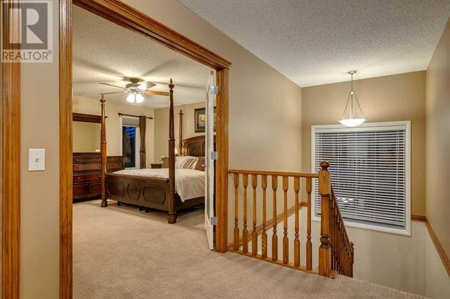 238 Douglas Ridge Place Se, House detached with 4 bedrooms, 3 bathrooms and 4 parking in Calgary AB | Image 15