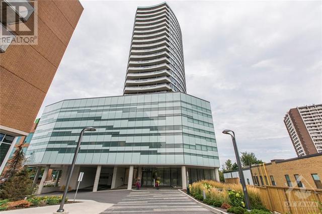 905 - 485 Richmond Road, Condo with 2 bedrooms, 2 bathrooms and 1 parking in Ottawa ON | Image 1