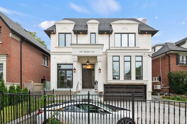 212 Dinnick Cres, House detached with 4 bedrooms, 6 bathrooms and 6 parking in Toronto ON | Image 12