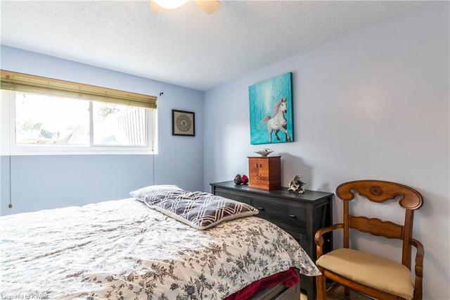 411a Dayna Crescent, House semidetached with 4 bedrooms, 2 bathrooms and 2 parking in Waterloo ON | Image 23